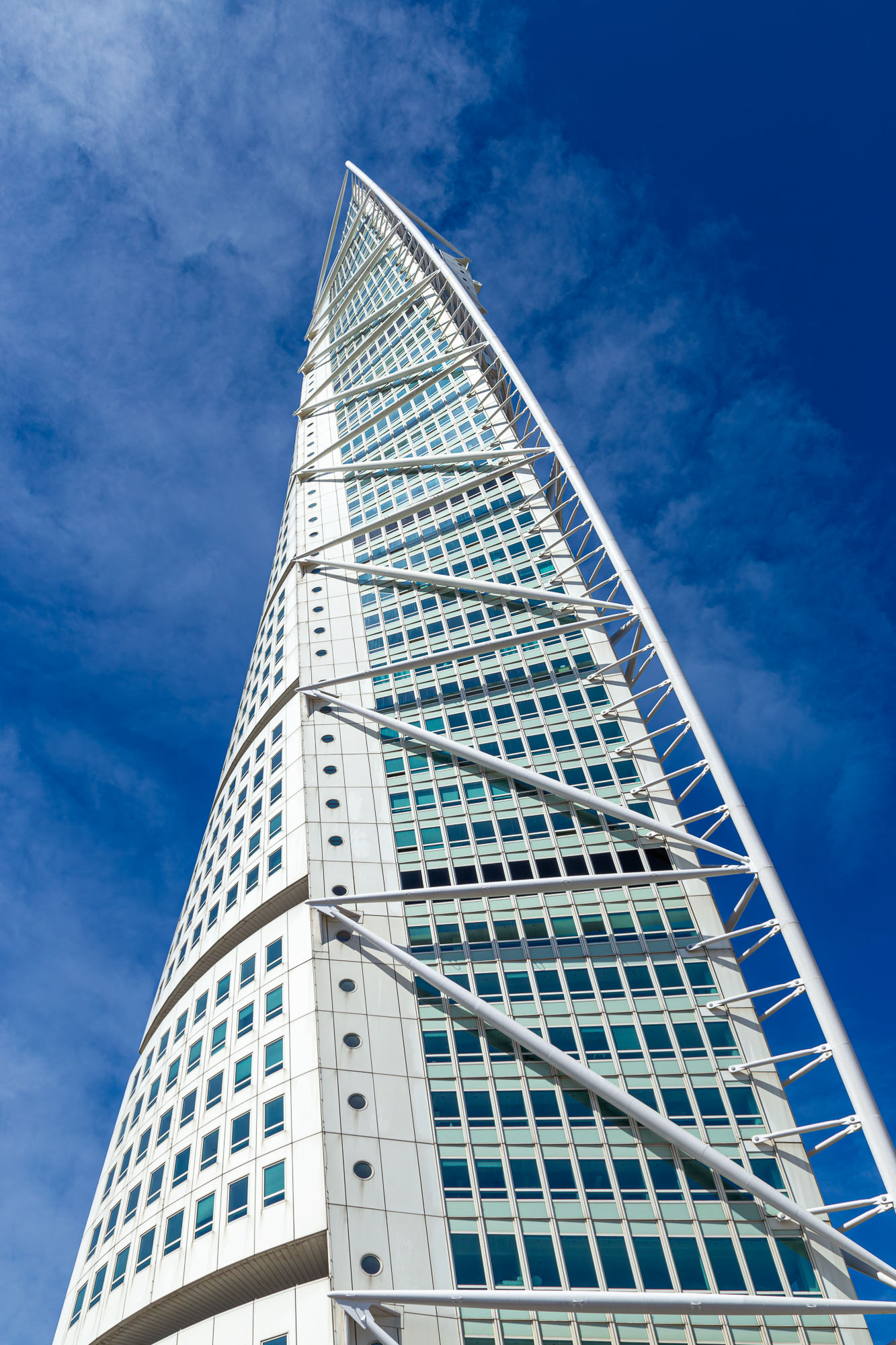 Turning Torso building Målmo, Sweden — Architecture & Interiors